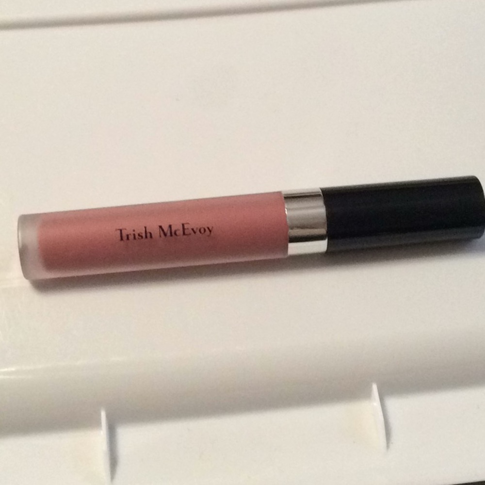 Trish mcevoy mauve liquid lipstick